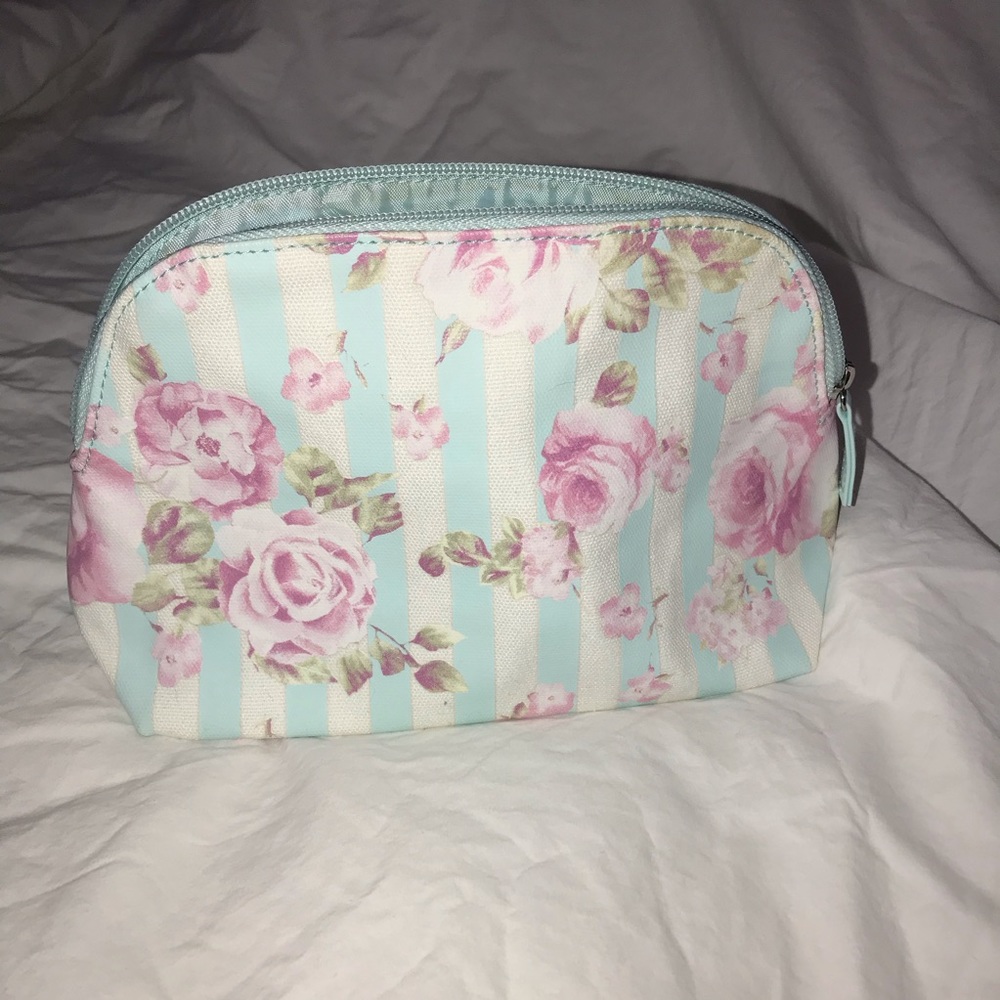 Forever 21 mint striped makeup bag